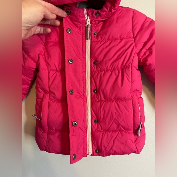 Amazon Essentials Jackets & Coats Girls Toddler Heavyweight Hooded